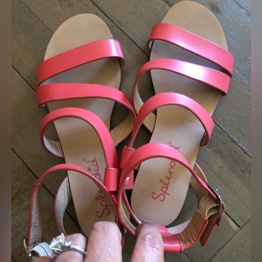 SPLENDID🌺 CORAL POPPY COLORED GLADIATOR SANDALS